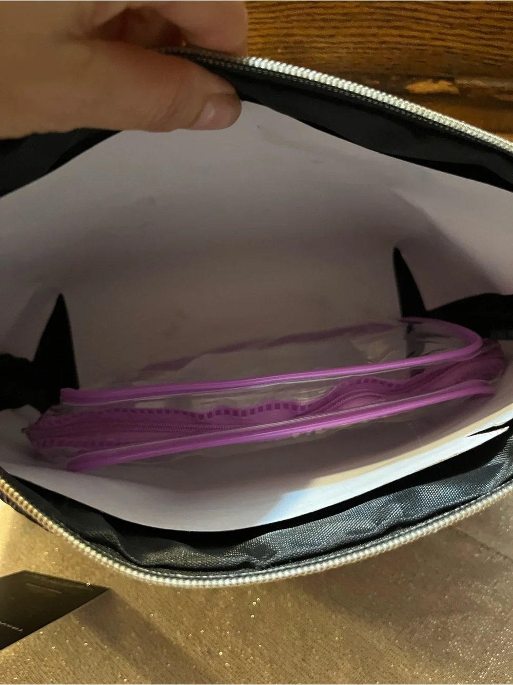 Jones New York Travel Cosmetic Bag & MHB 5PK Cosmetic Marble Brush Set NWT’s